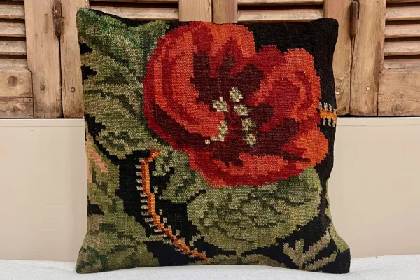 rozenkelim kussen nr.18132 50cm x 50cm incl binnenkussen 