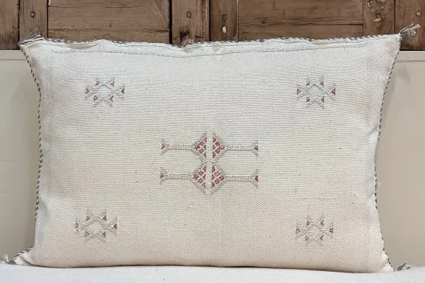 Sabra Kussen uit Marokko wit 60cm x 40cm incl vulling nr.61113
