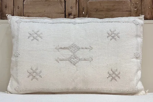 Sabra Kussen uit Marokko wit 60cm x 40cm incl vulling nr.61114
