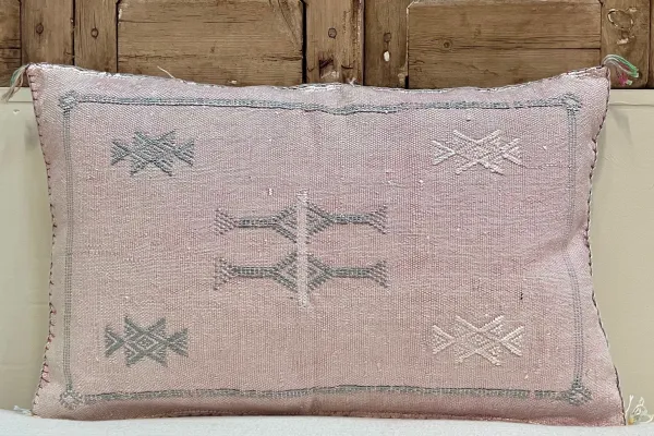 Sabra Kussen uit Marokko roze 60cm x 40cm incl vulling nr.61139