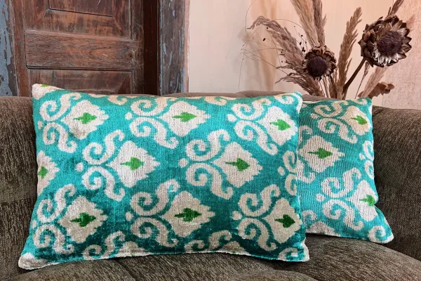 Ikat Velvet kussen 60cm x 40cm incl binnen kussen nr.98679