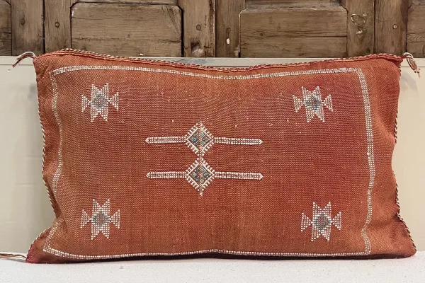 Sabra Kussen uit Marokko oranje / rood 60cm x 40cm incl vulling nr.61169