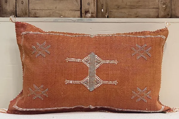 Sabra Kussen uit Marokko oranje / rood 60cm x 40cm incl vulling nr.61179