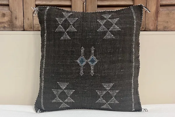 Sabra Kussen uit Marokko bruin 45cm x 45cm incl vulling nr.64084