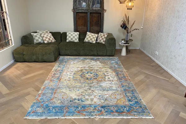 Teppich mit weichem Flor, in Naturtönen, in verschiedenen Größen erhältlich.